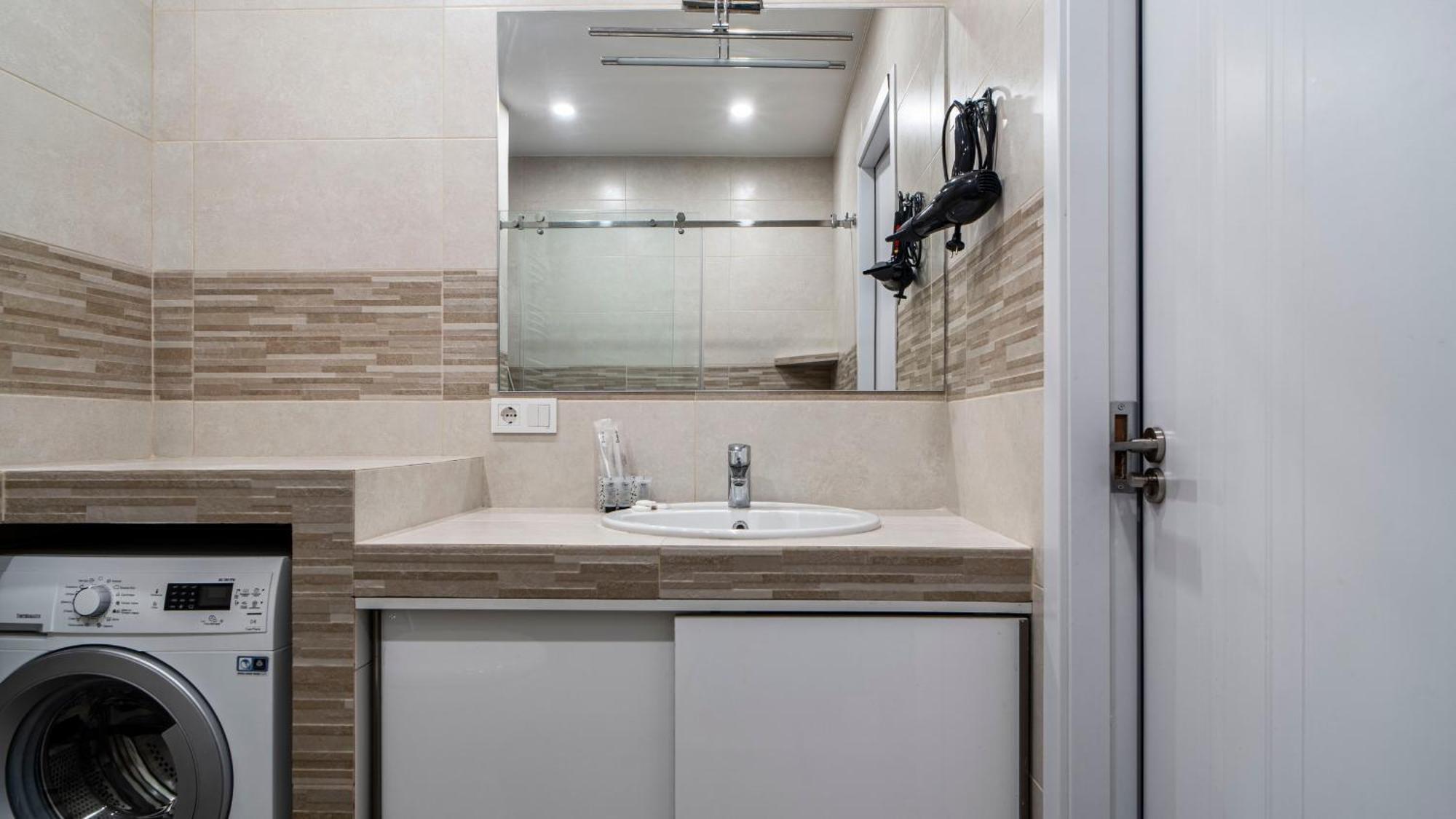 Cozy Apartment In The Heart Of Tbilisi Eksteriør billede